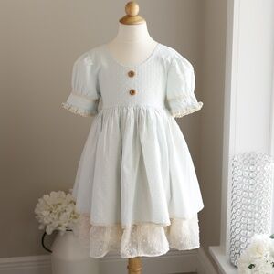 LOVELY Cottage Core Dress 100% Cotton Aqua Ivory Embroider Lace Girls Size 10